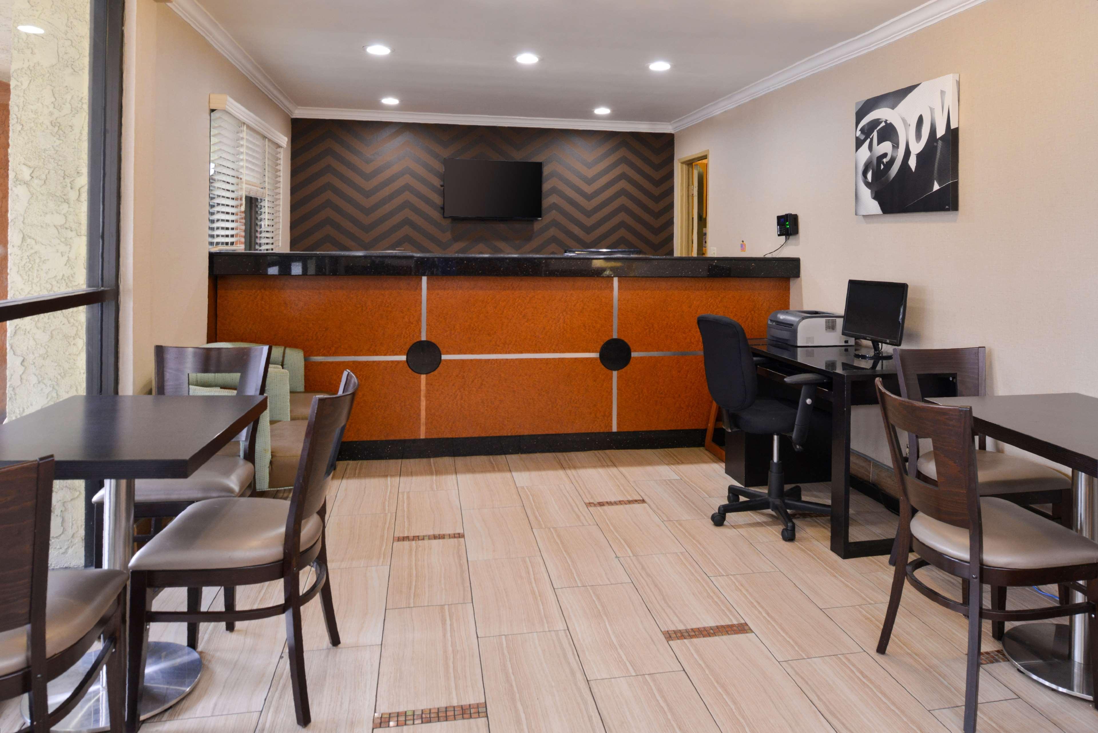 Best Western Courtesy Inn Hotel - Anaheim Resort At The Park Exteriör bild