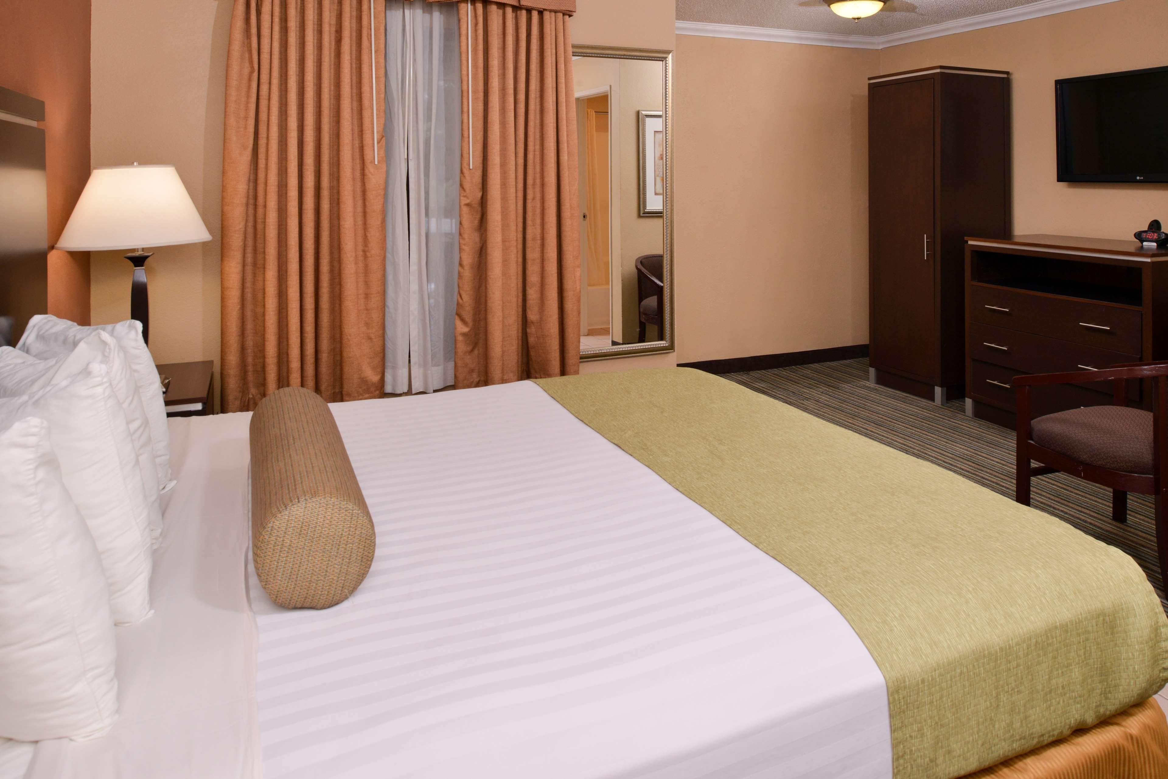 Best Western Courtesy Inn Hotel - Anaheim Resort At The Park Exteriör bild