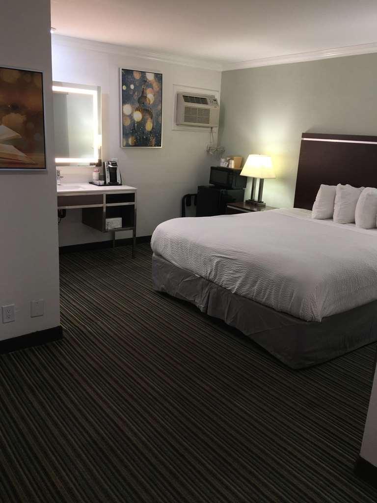 Best Western Courtesy Inn Hotel - Anaheim Resort At The Park Rum bild