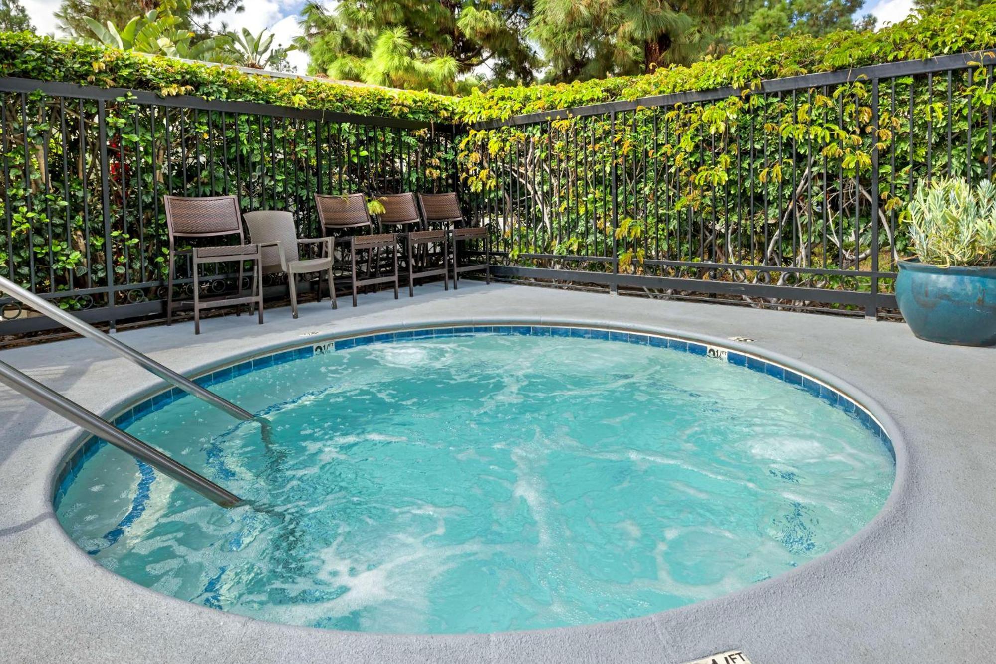 Best Western Courtesy Inn Hotel - Anaheim Resort At The Park Exteriör bild